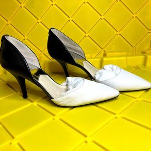 RARE HARD TO FIND Black & White Michael Mk Flex D'Orsay Pumps